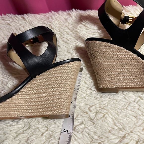 MK- Wedge Sandals - Picture 3 of 6